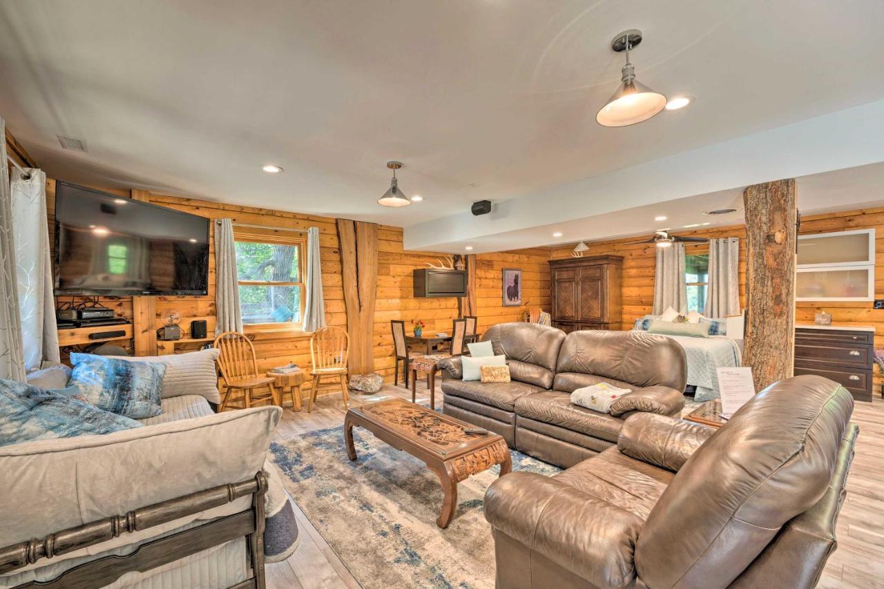 Cozy Wisconsin Studio, 11 Mi To Lake Geneva! Burlington Екстериор снимка