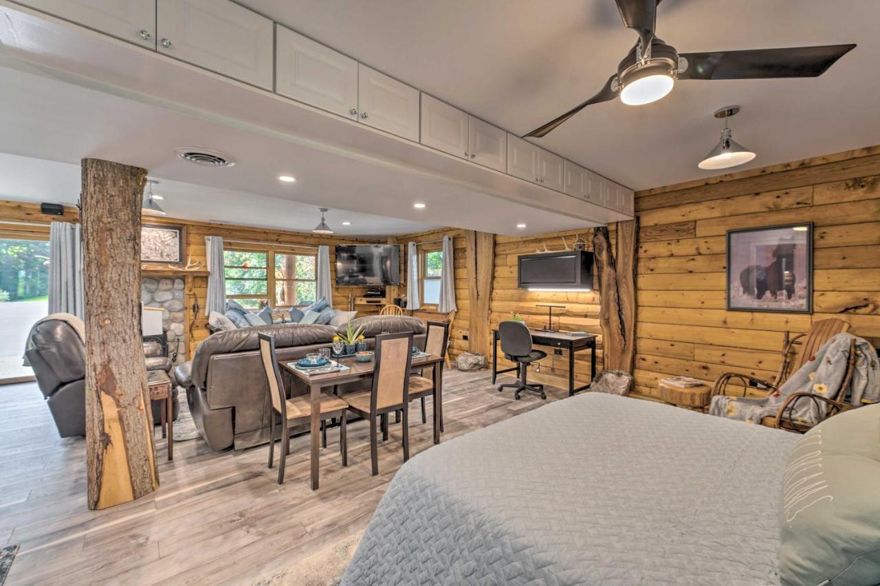 Cozy Wisconsin Studio, 11 Mi To Lake Geneva! Burlington Екстериор снимка