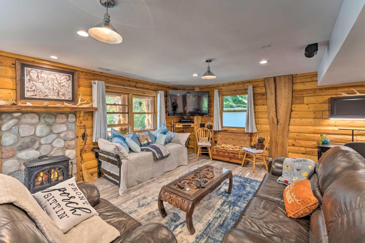 Cozy Wisconsin Studio, 11 Mi To Lake Geneva! Burlington Екстериор снимка